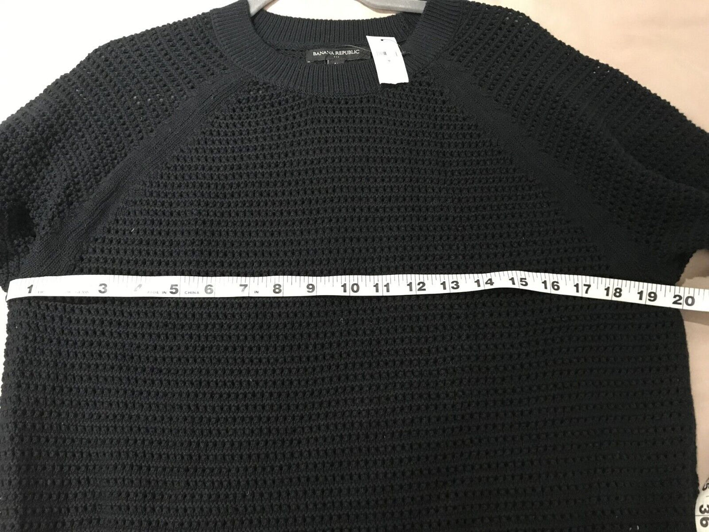 NWT Banana Republic Women's Black Chunky Knit Raglan Sleeve Sweater Size Medium