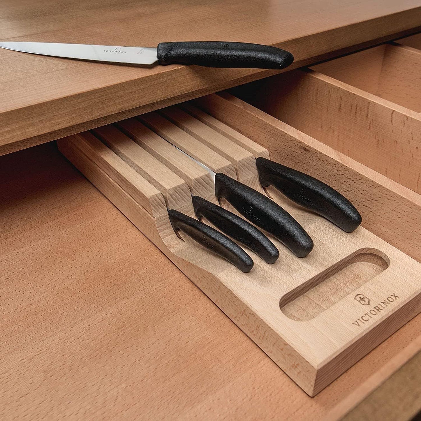 VICTORINOX SWISS CLASSIC IN-DRAWER KNIFE HOLDER, Beechwood
